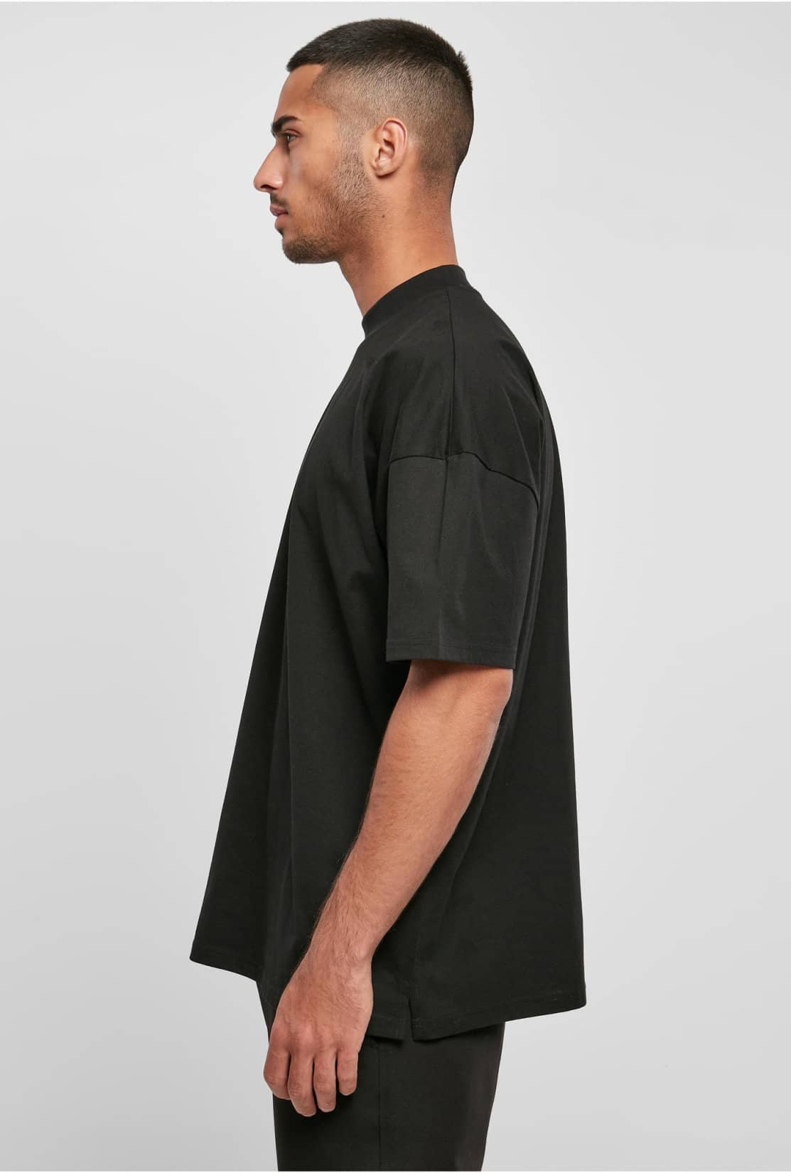 Men´s Oversized Mock Neck Tee