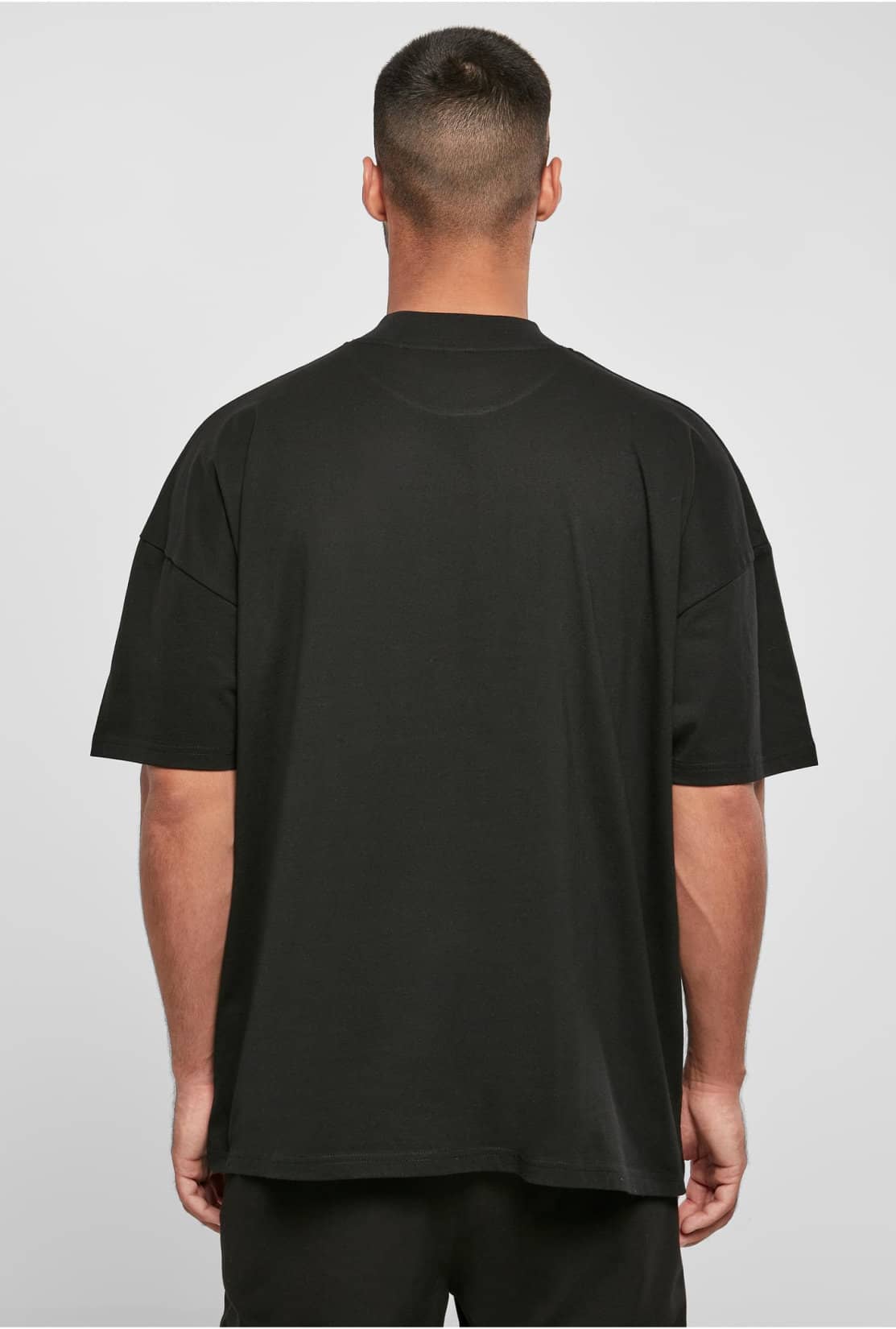 Men´s Oversized Mock Neck Tee